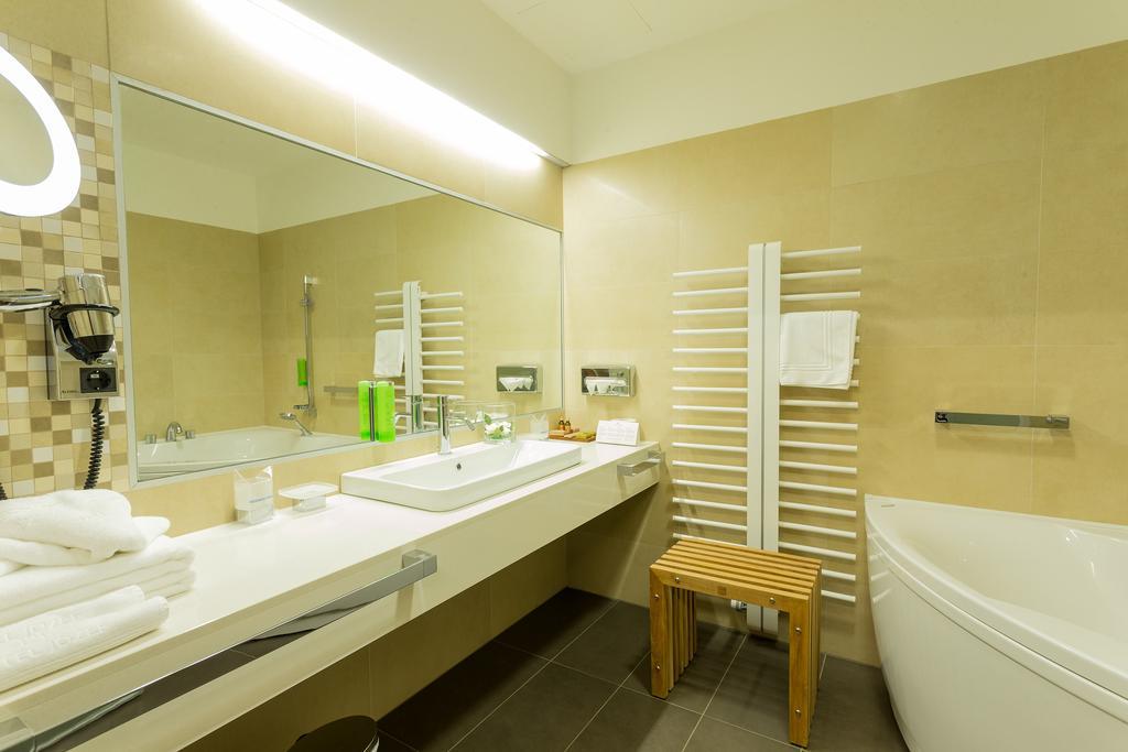 Hotel Jozef อิดริยา ห้อง รูปภาพ